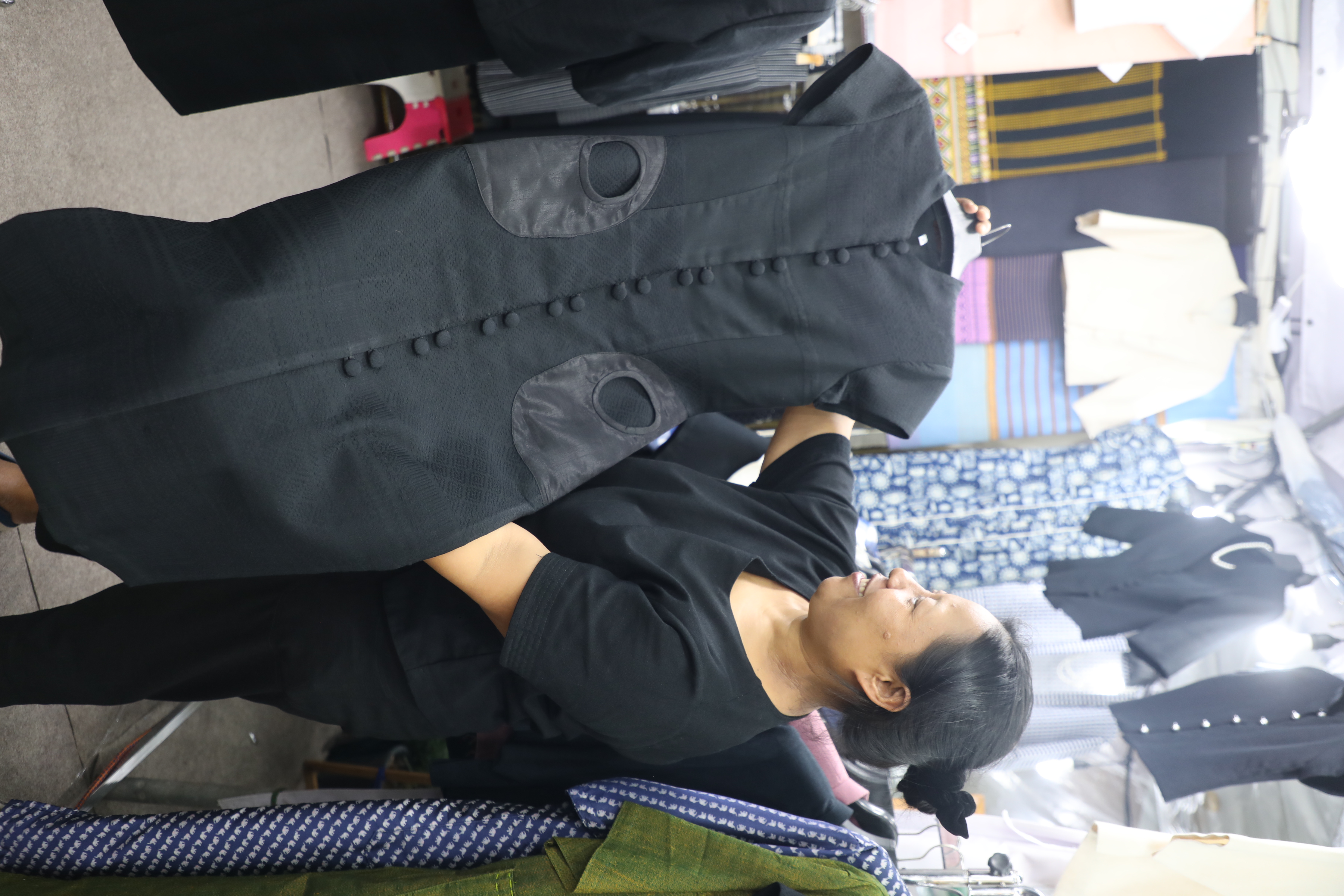 title - ส.ป.ก. ร่วมออกร้าน ภายในบูธกระทรวงเกษตรและสหกรณ์ งานกาชาด ประจำปี 2568